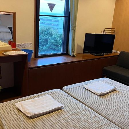 Atami Onsen Guest House Megumi Buitenkant foto